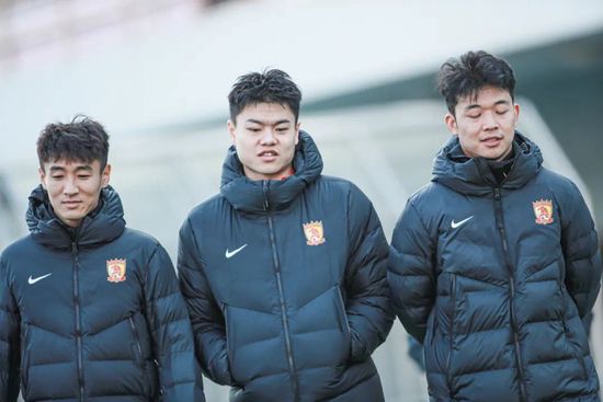韩国学生的妈妈
